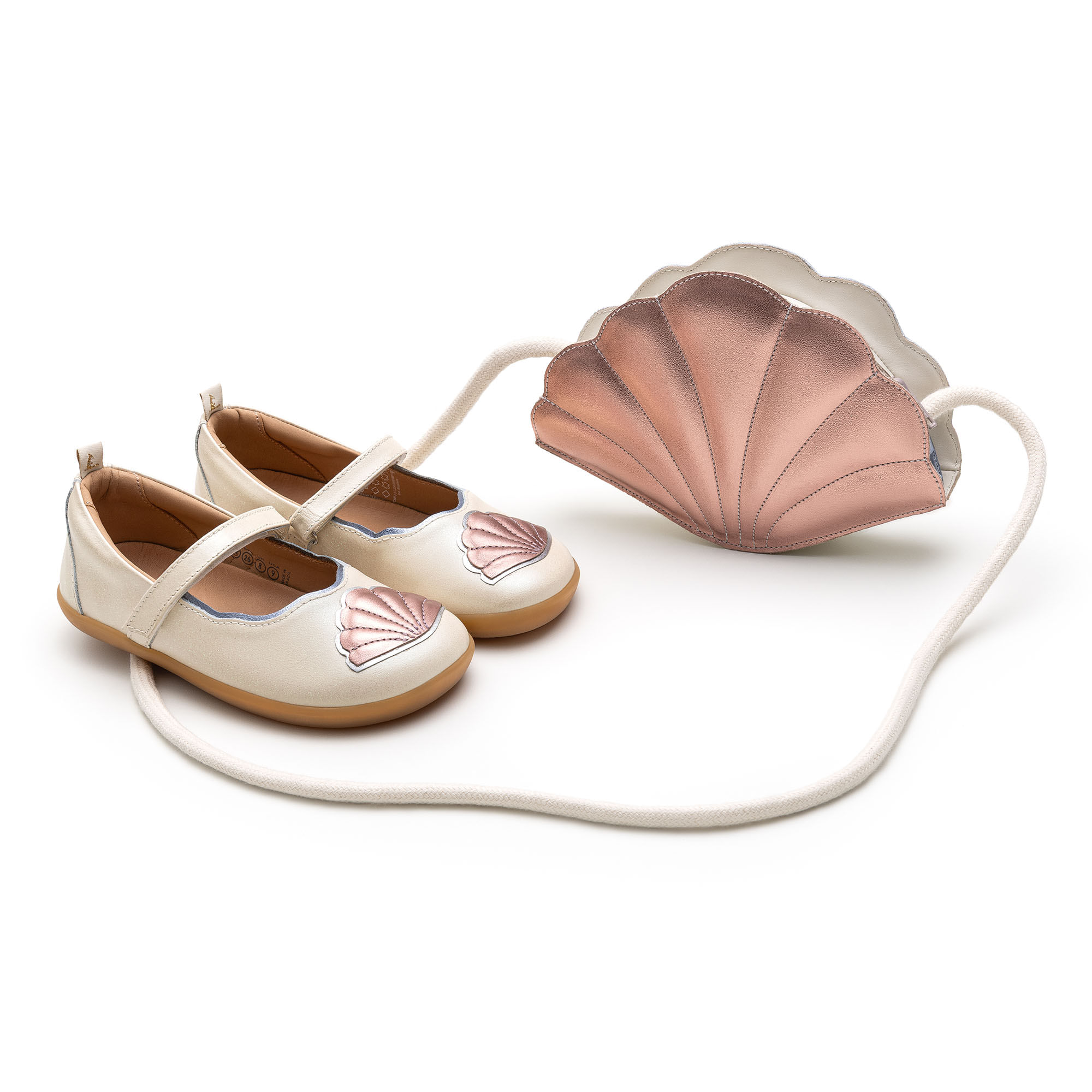 lace-cblac1cl-975 - Tip Toey Joey
